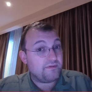 Hoskinson Claims Cardano Will Flip Bitcoin As Leading Crypto